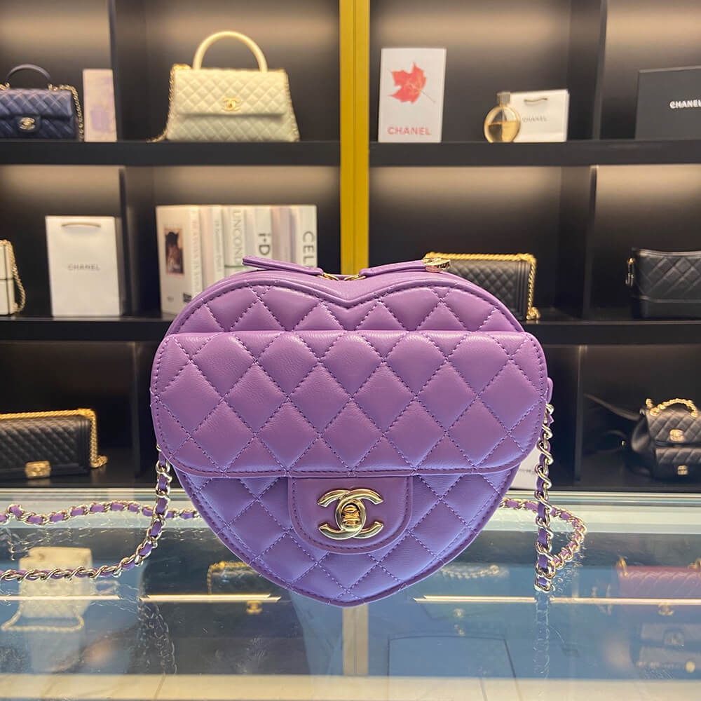 Ch*el 22s heart bag